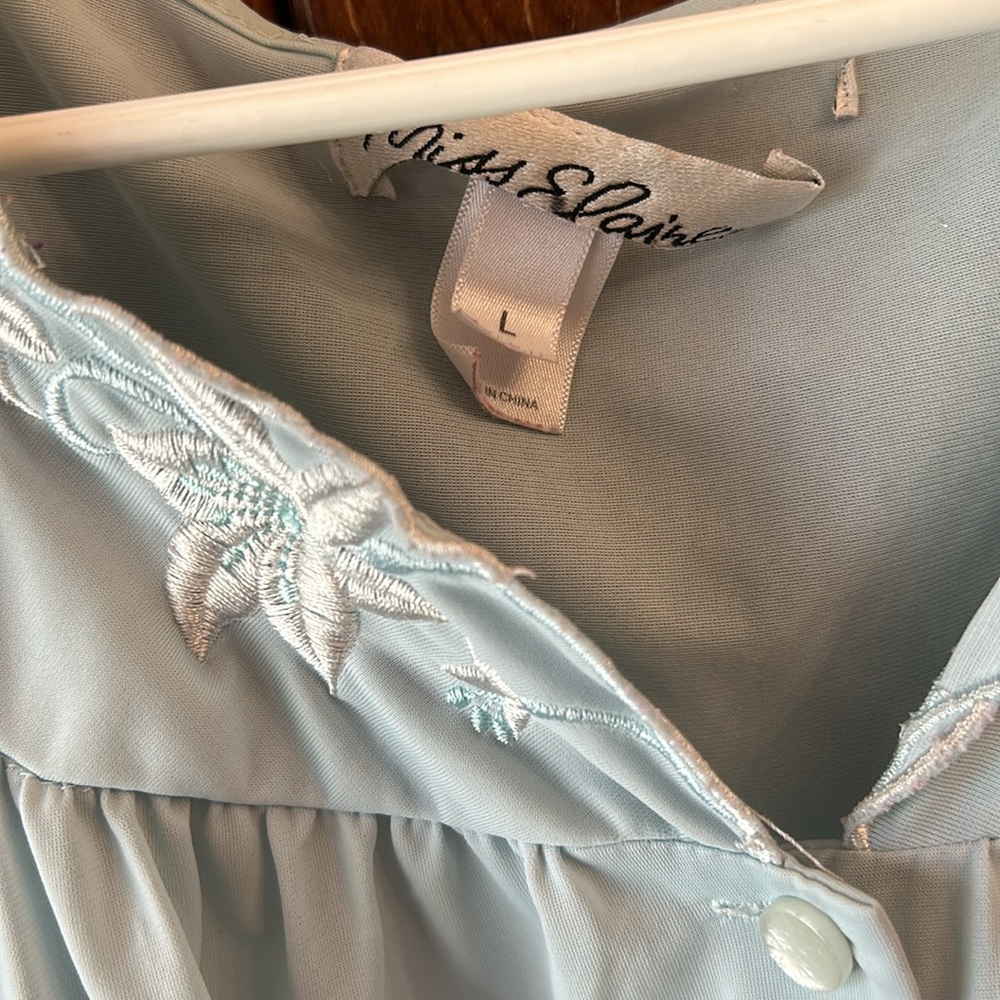 Ladies Polyester Button Robe - Picture 3 of 6